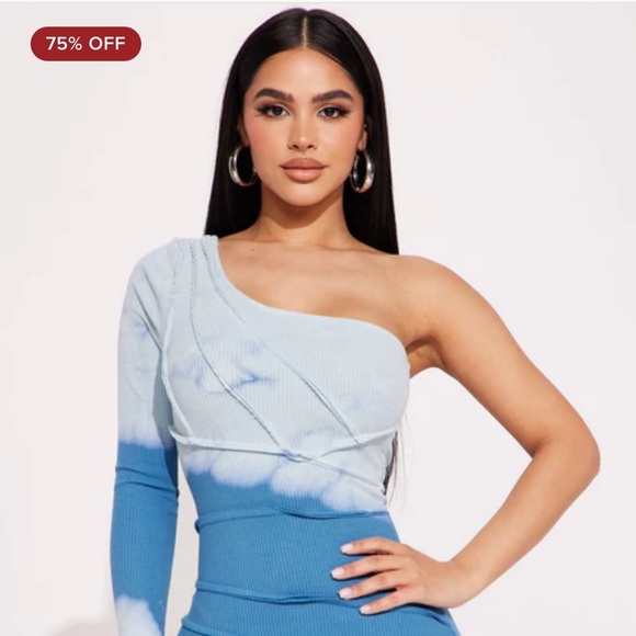 Caught In A Tie Dye Off-Shoulder Midi Dress - Blue/White - Picture 9 of 16